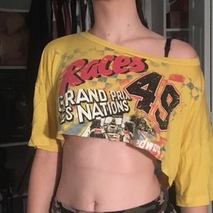 2/$5 | Yellow Graphic Crop Top